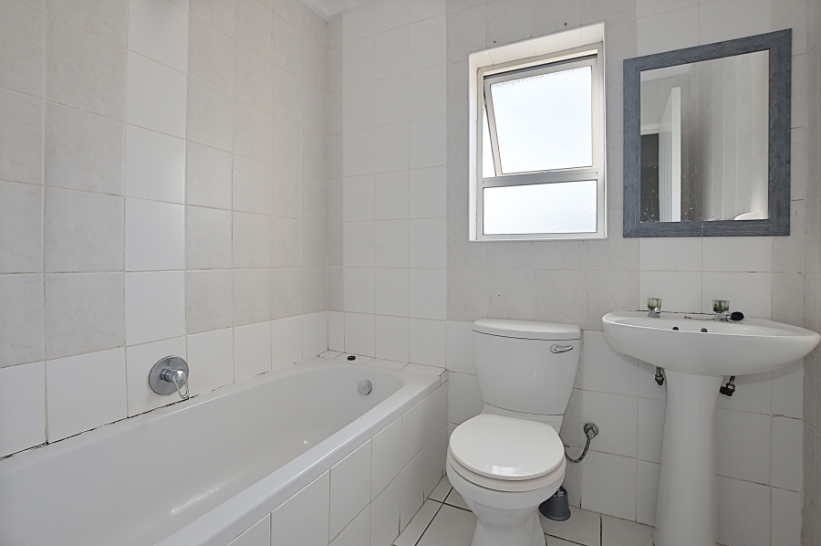 3 Bedroom Property for Sale in Parklands Western Cape